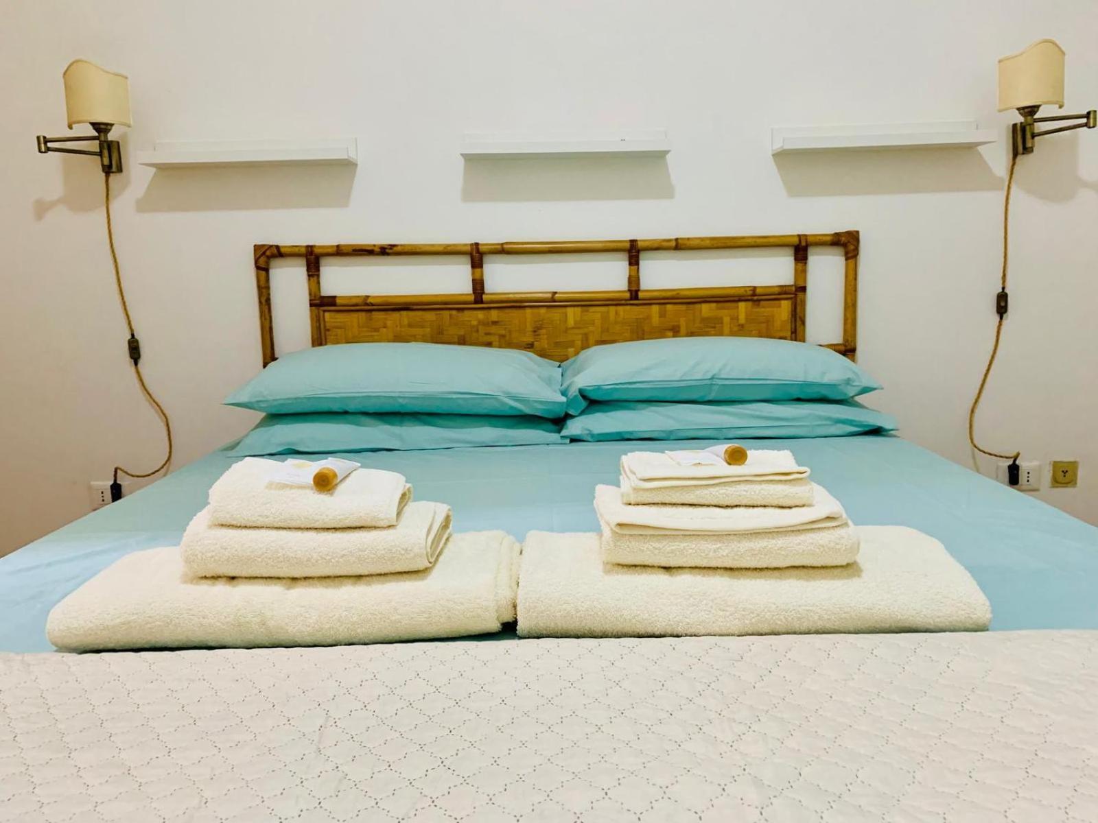 Vacanze Romane Colosseo Apartment Ngoại thất bức ảnh